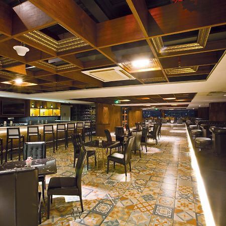 Crowne Plaza Bandung, an IHG Hotel Exterior foto