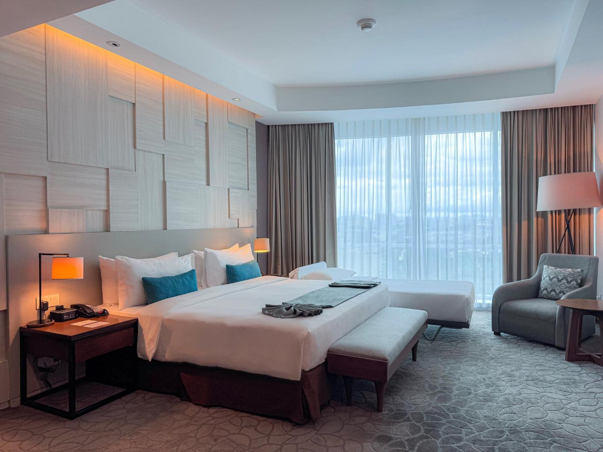 Crowne Plaza Bandung, an IHG Hotel Exterior foto
